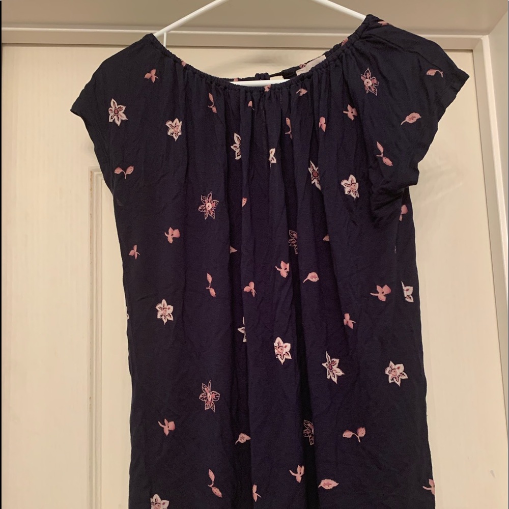 Ann Taylor LOFT Flower Shirt (Size S)